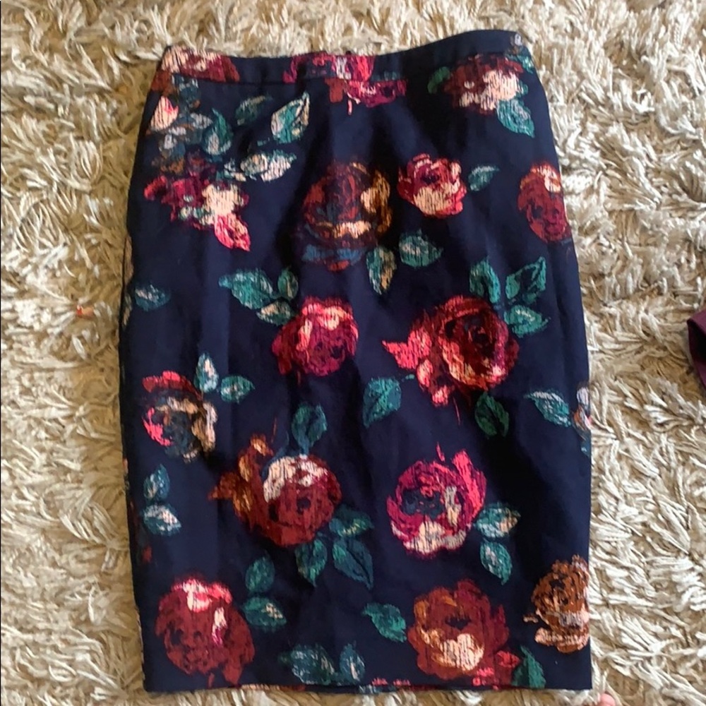 Never worn Skirt